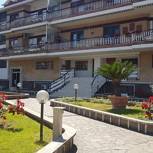 Apartamento Mostacciano Ifo, Roma